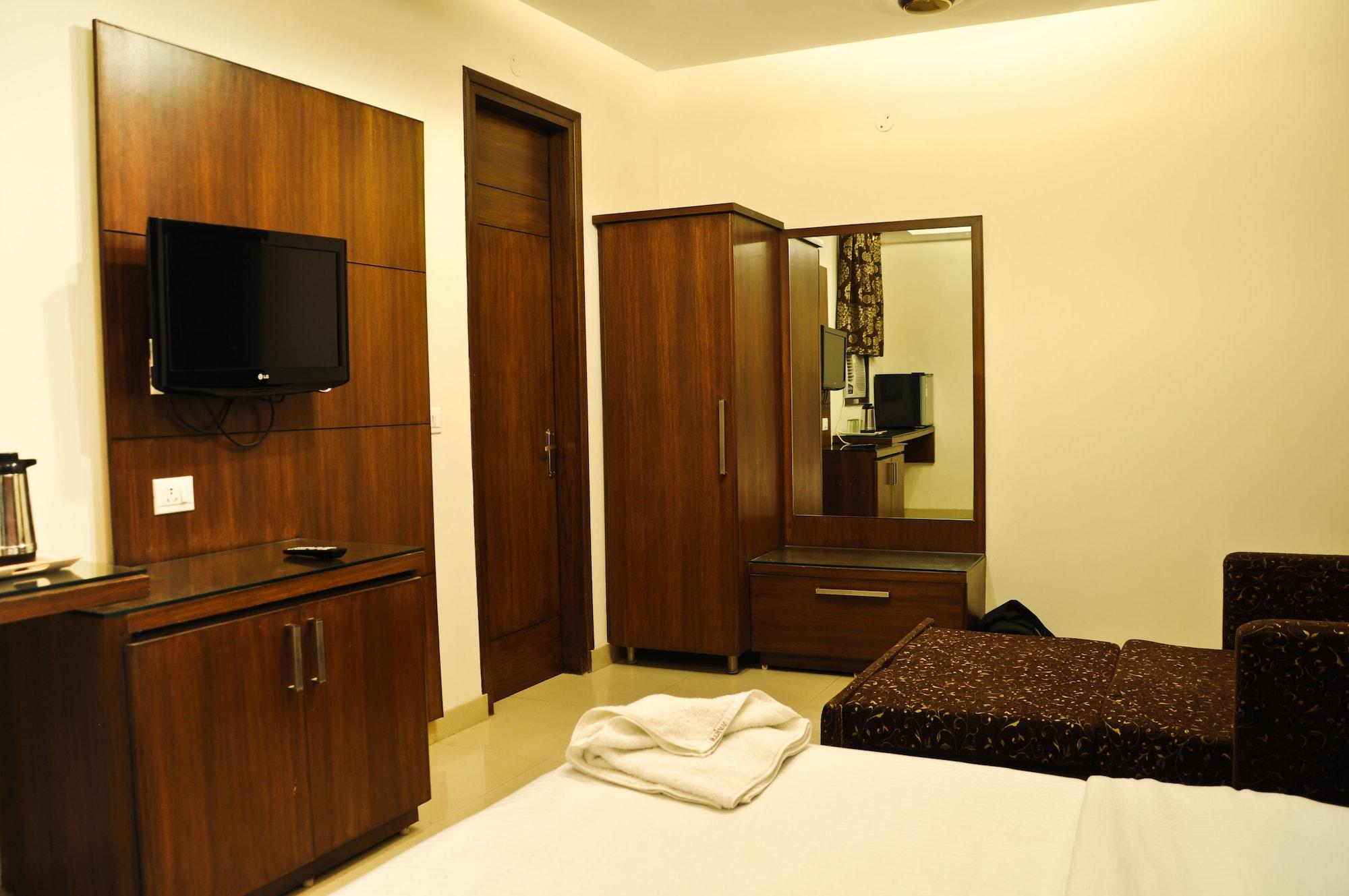 Vanson - Near Connaught Place New Delhi