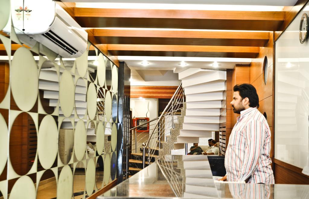 Vanson - Near Connaught Place Hotel New Delhi